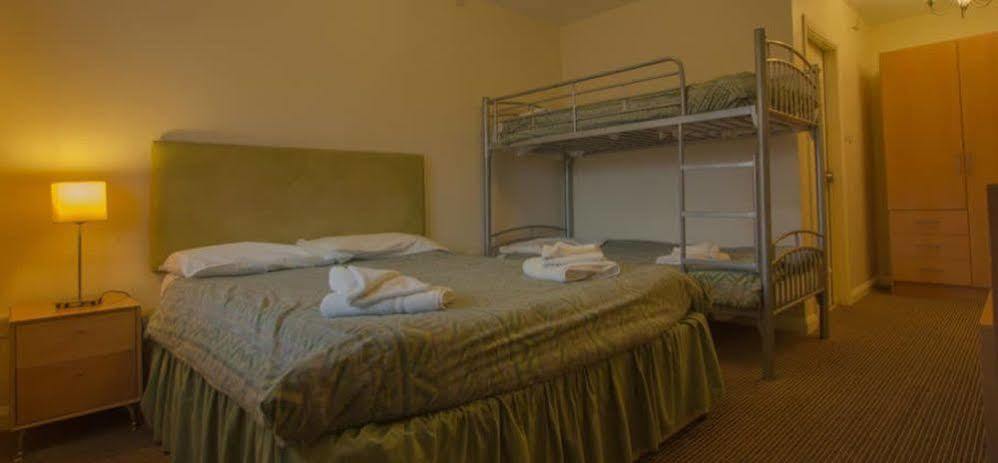 Plough Motel